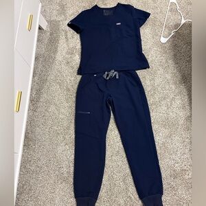 Figs Technical Collection Navy Scrub top + jogger bottoms